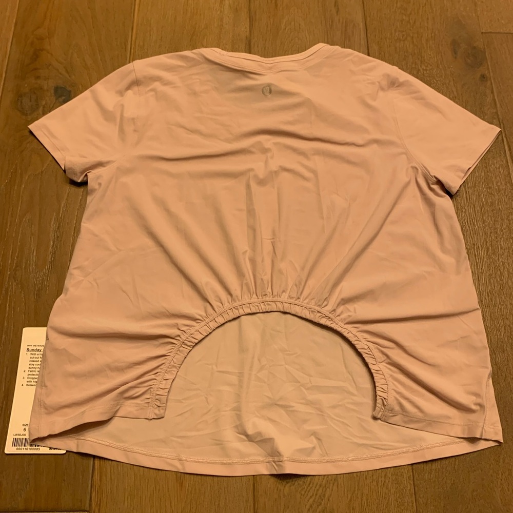 Pink Sunday sprint short sleeve size 6